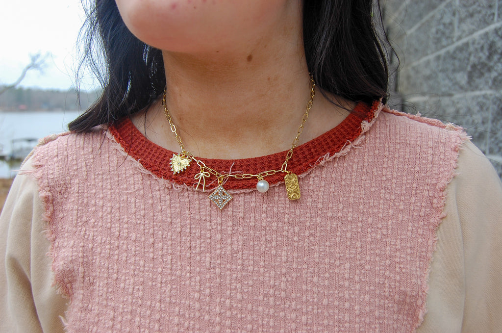 It Girl Charm Necklace