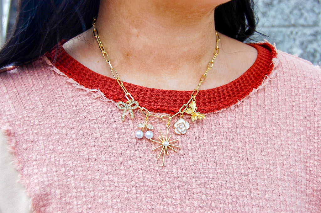 It Girl Charm Necklace